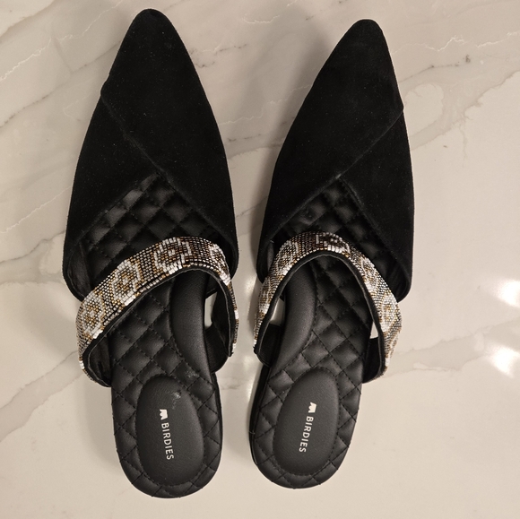 Wore them to wedding, time to reposh and try something else. - Picture 2 of 5